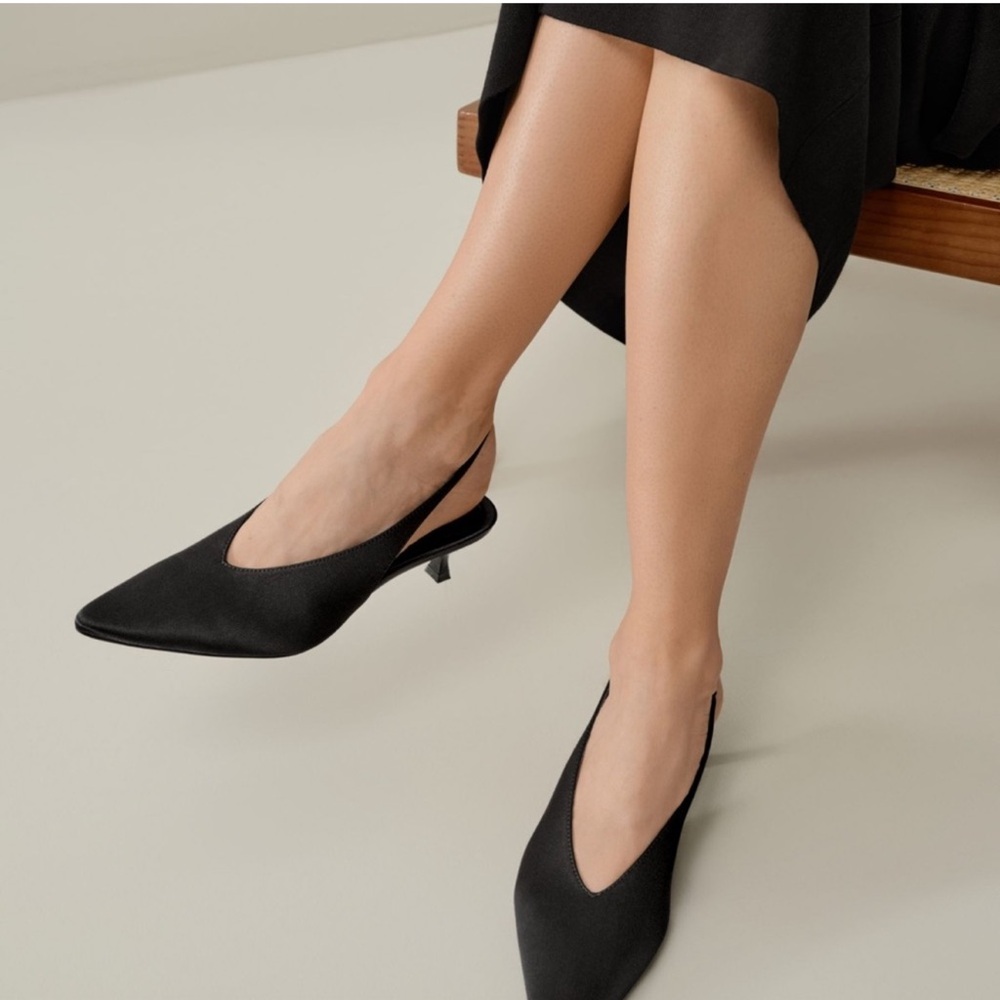 RAYE Calista Slingback in Black